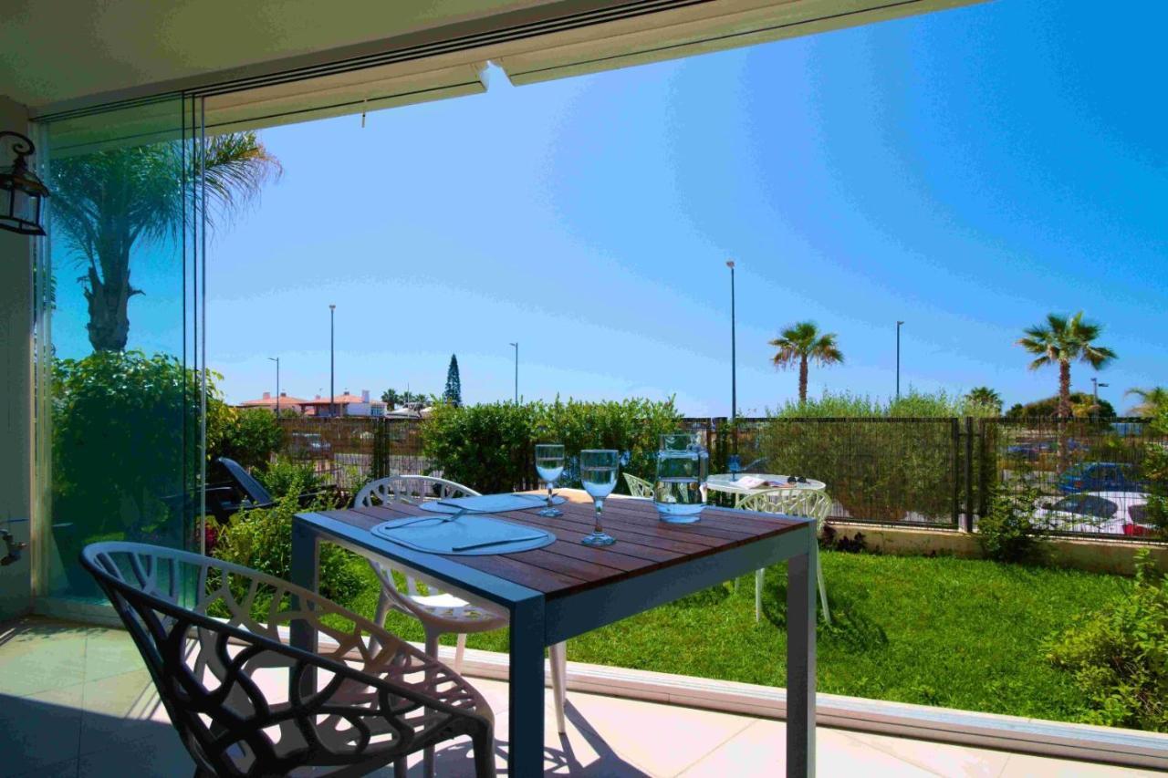 Apartamento Sealine Torrox Costa By The Beach Malaga Exterior photo